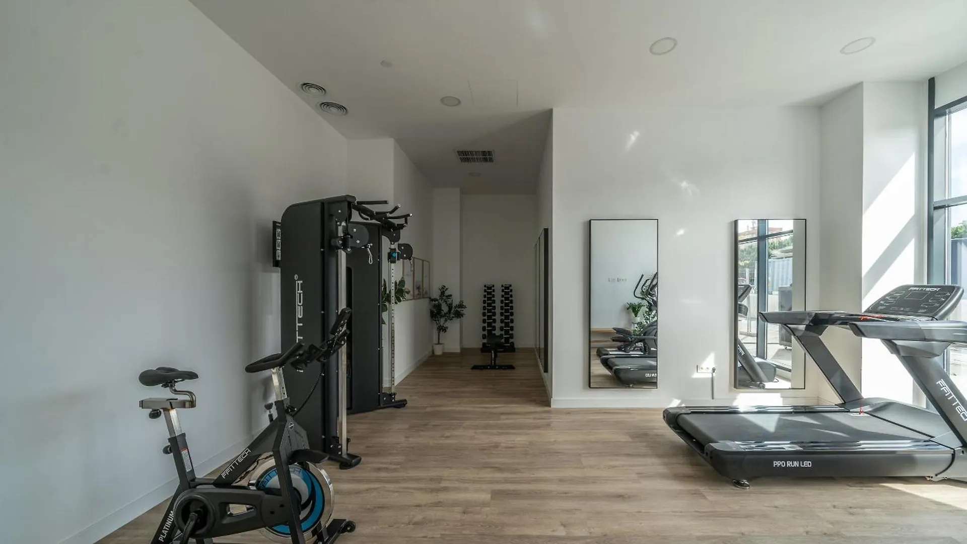 Xpce Urban 7 Malaga Skyline - Parking Free Apartment 0*,
